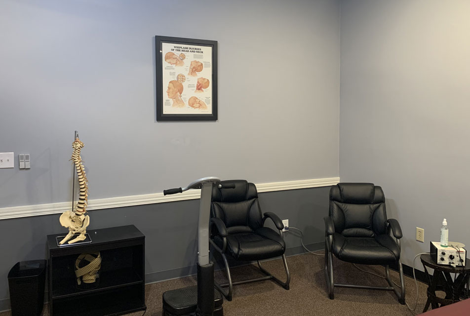 Kentucky Injury Care Centers In Louisville waitingroom